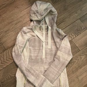 Lululemon 1/2 zip Hoodie